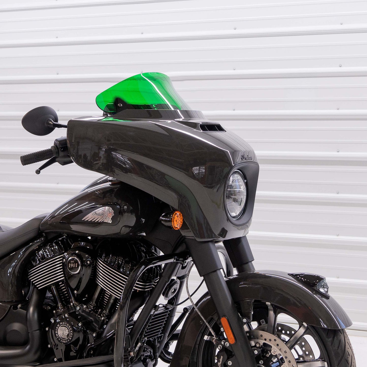 Klock Werks Kolor Flare 10" Green Windshield 2014-24 Indian Chieftain Roadmaster