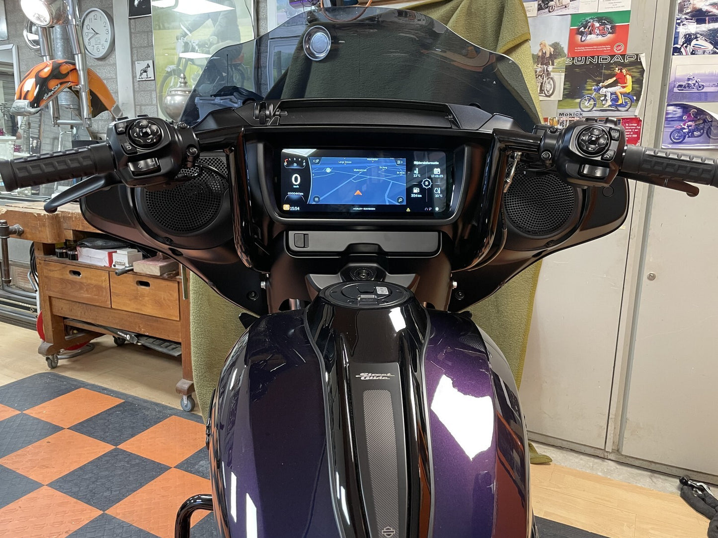 LA Choppers 12" Twin Peaks 1.25" fits 2023-2025 Harley Street Glide FLHX FLHXSE