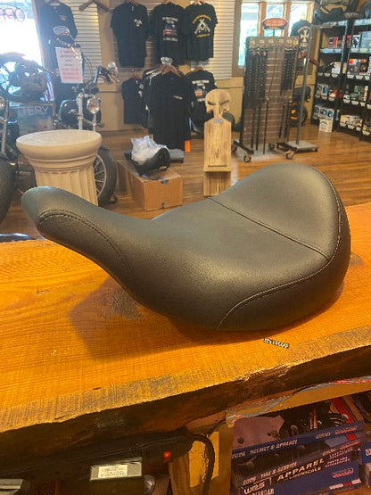 Saddlemen Renegade Smooth Gel Solo Seat for 1989-1996 Harley Electra Tour Glide