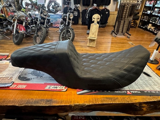 Saddlemen Black Step-Up Lattice Seat for 1997-2007 Harley Touring FLHX FLHR