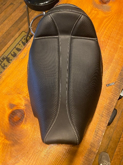 Saddlemen Dominator Extended Reach Solo Gel Seat for 2008-2025 Harley Touring