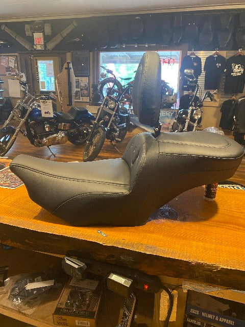 Saddlemen Roadsofa Gel Seat & Backrest for 2023-2026 Harley Touring FLHX FLTR