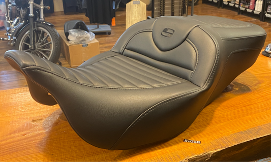 Saddlemen Roadsofa Tuck n Roll Gel Seat fits 2008-2024 Harley Touring FLTR FLHX