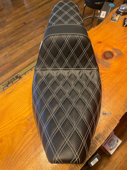 Saddlemen SDC Pro Series White Lattice Seat fits 23-25 Harley Street Road Glide