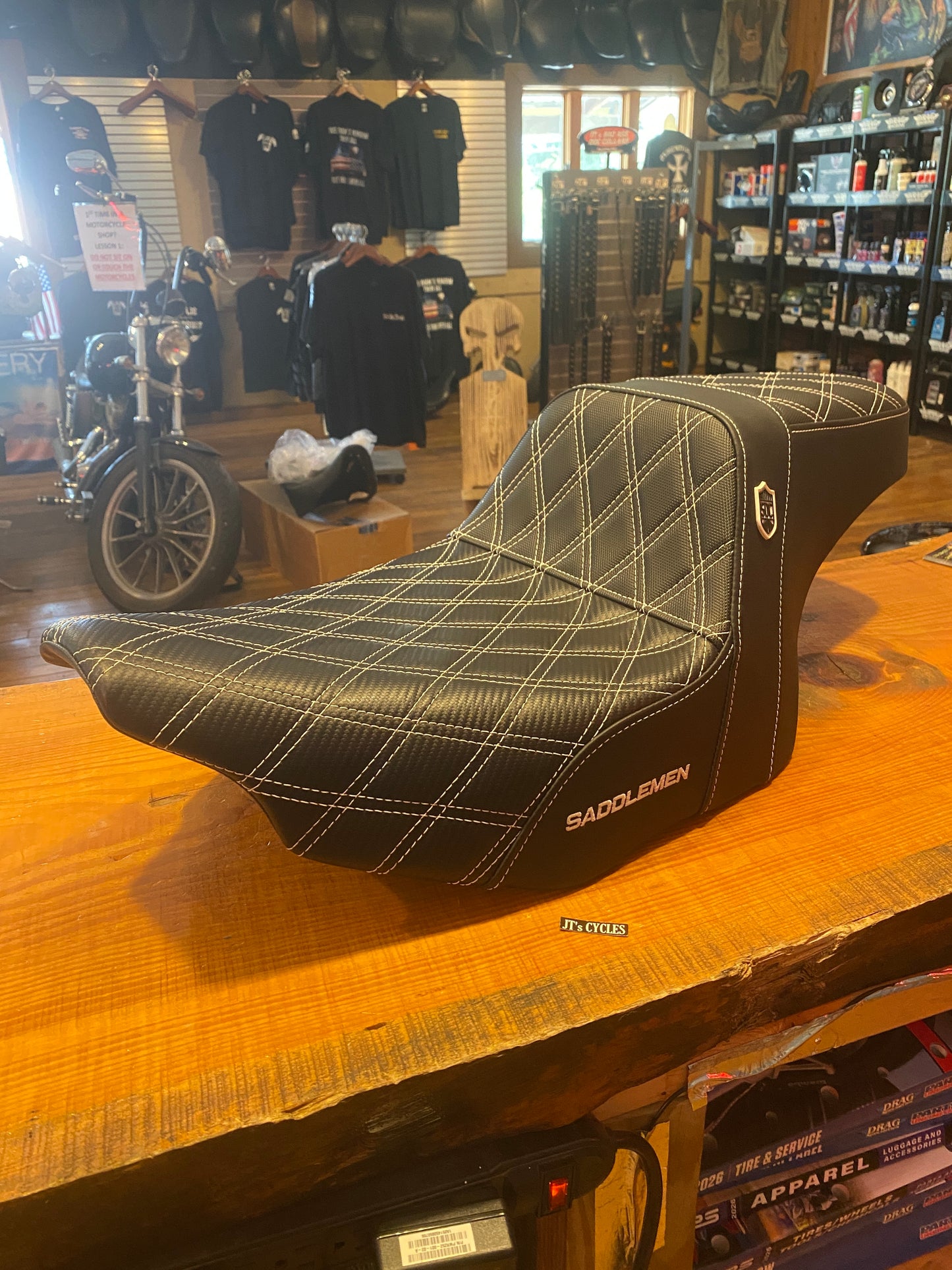 Saddlemen SDC Pro Series White Lattice Seat fits 23-25 Harley Street Road Glide