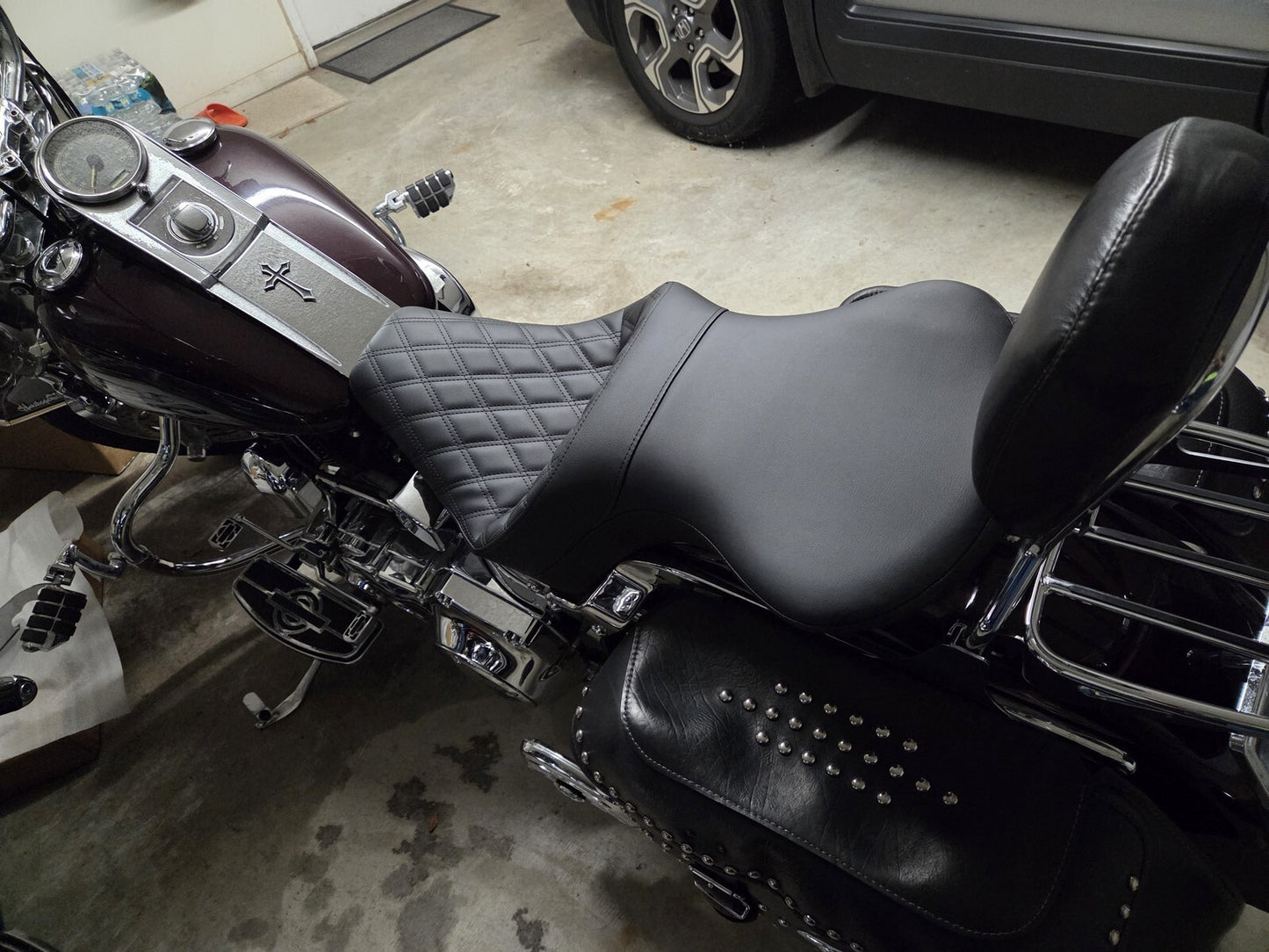 Saddlemen Explorer Lattice Gel Seat fits 2006-17 Harley Softail Heritage Classic