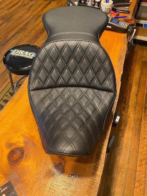 Saddlemen Explorer Lattice Gel Seat fits 2006-2017 Harley Softail FLST FXST