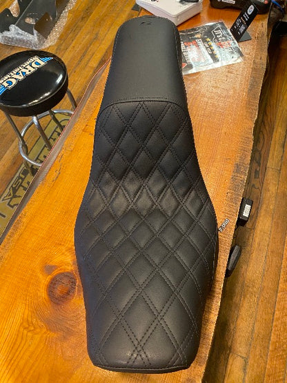 Saddlemen Profiler Lattice Low Gel Seat fits 2006-2017 Harley Softail Heritage
