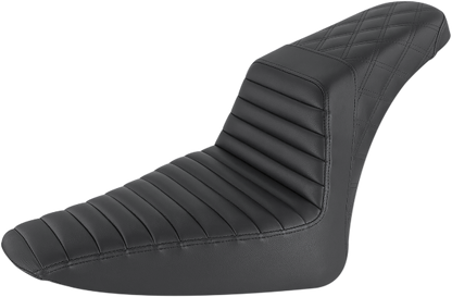 Saddlemen Step-Up Tuck n Roll Gel Seat 2011-2017 Harley Softail Blackline Slim
