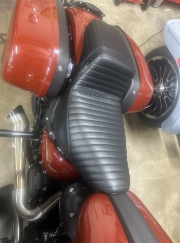 Le Pera Kickflip Daddy Long Legs Low Rider Seat for 2018-25 Harley Softail FXRST