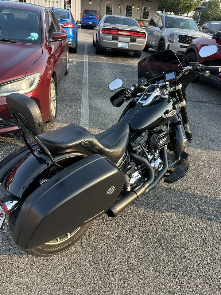 Le Pera Maverick Daddy Long Legs Seat fits 2018-2025 Harley Softail FXLR FLSB
