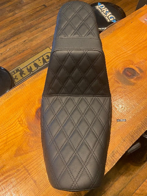 Saddlemen Step Up Black Lattice Stitch Gel Seat for 2004-2005 Harley Dyna FXD