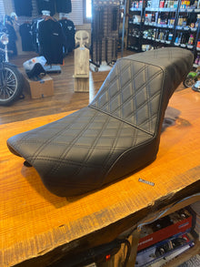 Saddlemen Step Up Black Lattice Stitch Gel Seat for 2004-2005 Harley Dyna FXD