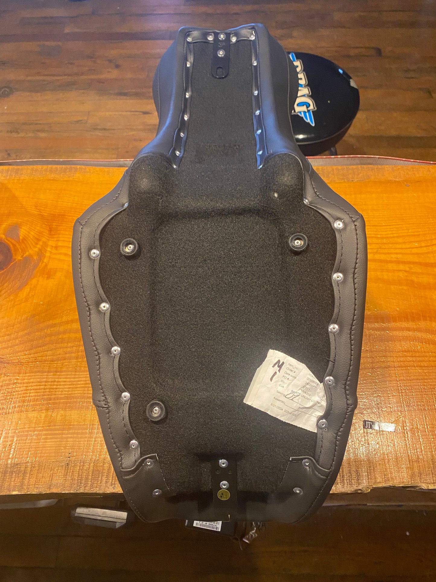 Saddlemen Roadsofa Stitched Gel Seat fits 2004-2005 Harley Dyna Wide Glide FXDWG