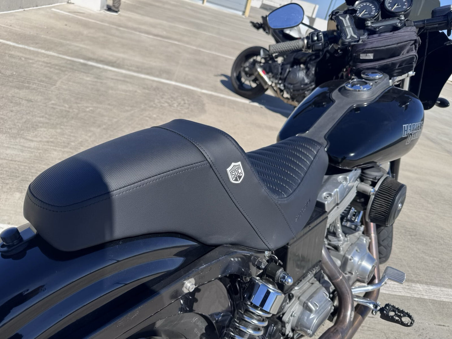 Saddlemen Pro Series SDC Carbon Tuck n Roll Gel Seat for 1996-2003 Harley Dyna
