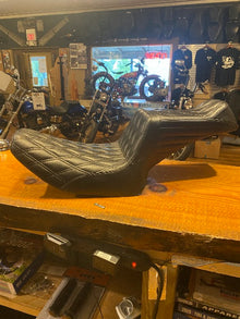 Le Pera Tailwhip Diamond Stitch Seat fits 1982-1994 Harley Low Rider FXR FXRS