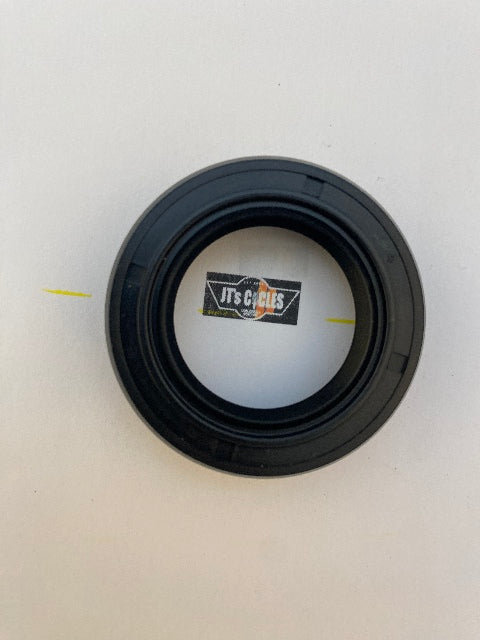 James Gasket Pair Wheel Seal fits 1973-1984 Harley Touring Sportster Dyna