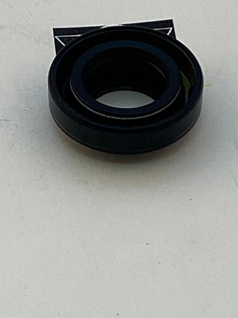 James Gasket Single Starter Shaft Seal for 1993-2006 Harley Touring Softail Dyna