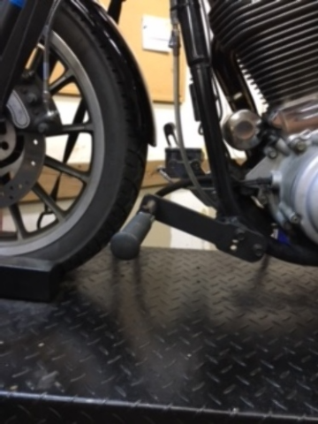 JT's Cycles Adjustable Black Highway Foot peg Mount Kit for 1991-17 Harley Dyna