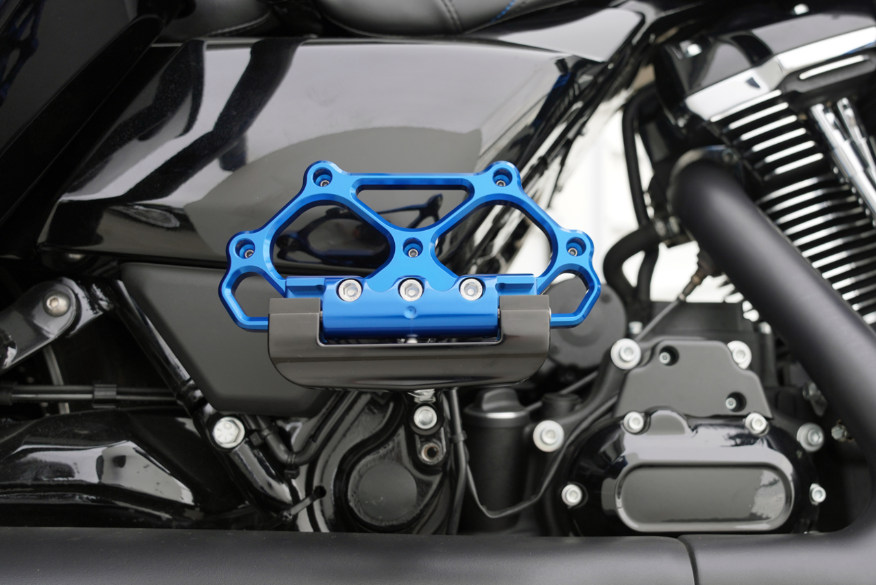 Arlen Ness Diamond Blue Passenger Floorboards 1982-2025 Harley Touring Softail