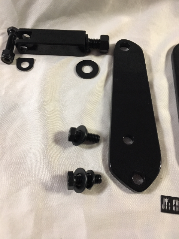 Drag Specialties Highway Foot Peg Mount Kit for 1991-2017 Harley Dyna FXDB FXD