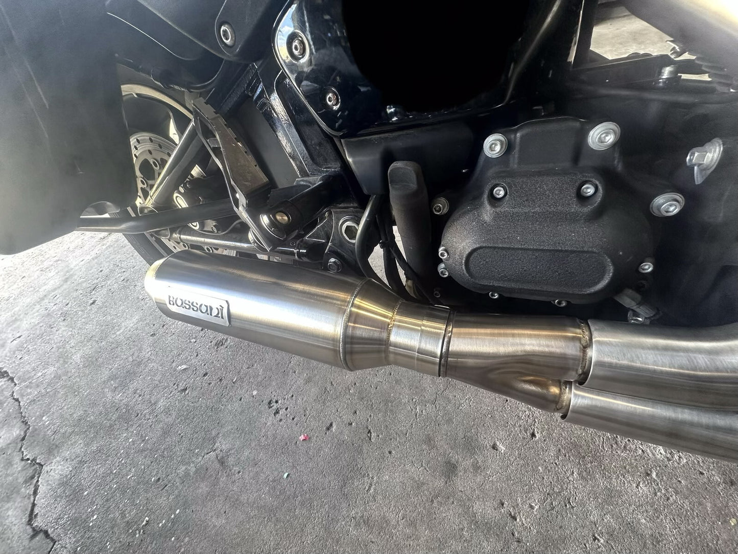 Bassani 2:1 Super Bike Exhaust System 2018-2023 Harley Softail FXLRS FXBB 1S77SS