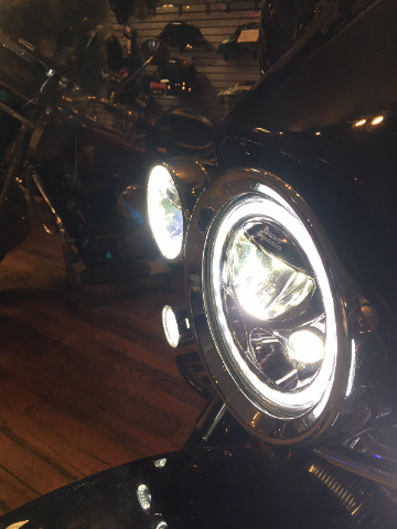 Custom Dynamics TruBeam 7" LED Headlight fits 1981-2025 Harley Touring Softail