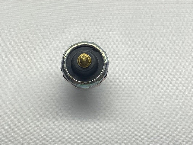 Standard Motor Products Oil Pressure Switch 99-17 Harley Dyna Softail FLSTF FXDL