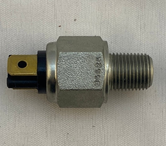Drag Specialties Hydraulic Stoplight Switch 03-19 Harley DYNA Softail Sportster