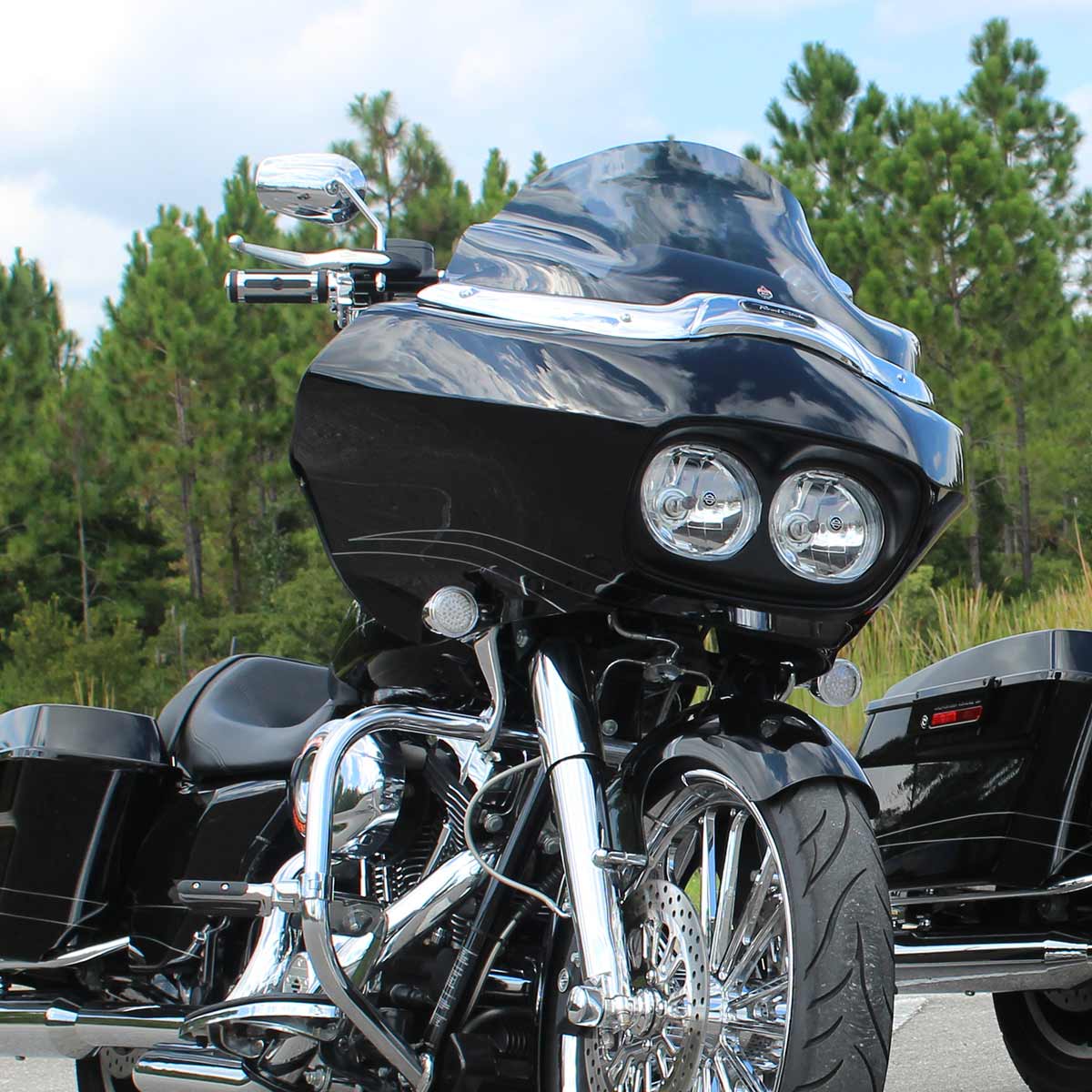 Klock Werks 12'' Dark Smoke Sport Flare Windshield for 1998-13 Harley Road Glide
