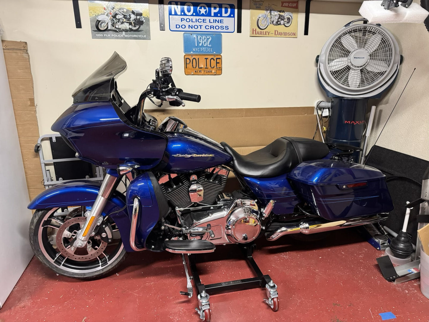 Klock Werks 14" Tint Sport Flare Windshield fits 2015-25 Harley Road Glide FLTR
