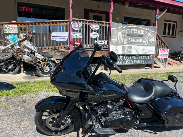 Klock Werks 14" Dark Smoke Sport Flare Windshield for 2015-23 Harley Road Glide