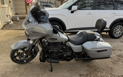 Klock Werks Sport Flare 10" Dark Smoke Windshield 2023-2025 Harley Street Glide