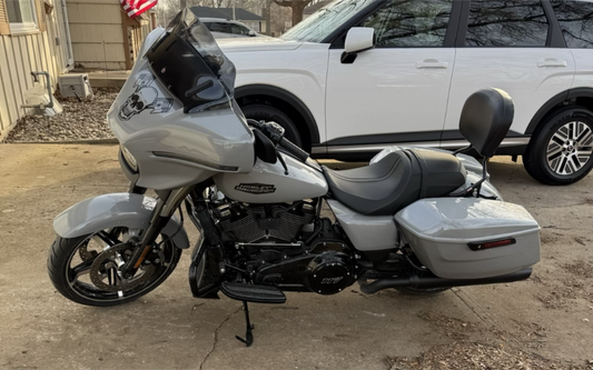 Klock Werks Sport Flare 10" Dark Smoke Windshield 2023-2025 Harley Street Glide