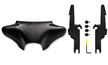 Memphis Shades Batwing Fairng & Black Mount Kit for 04-19 Harley Road King