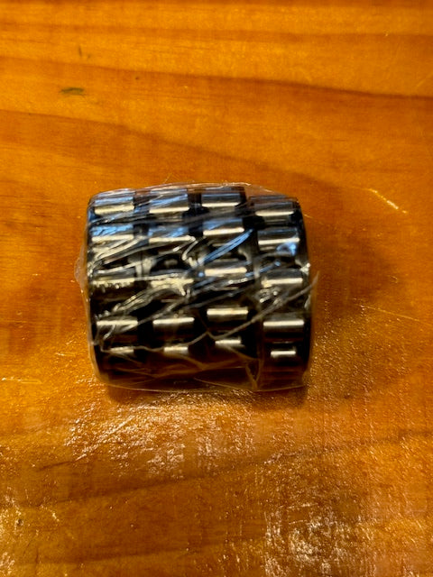 Chuck Myles 4 NOS Indian Motorcycle Retainer & Connecting Rod Bearings #27B181