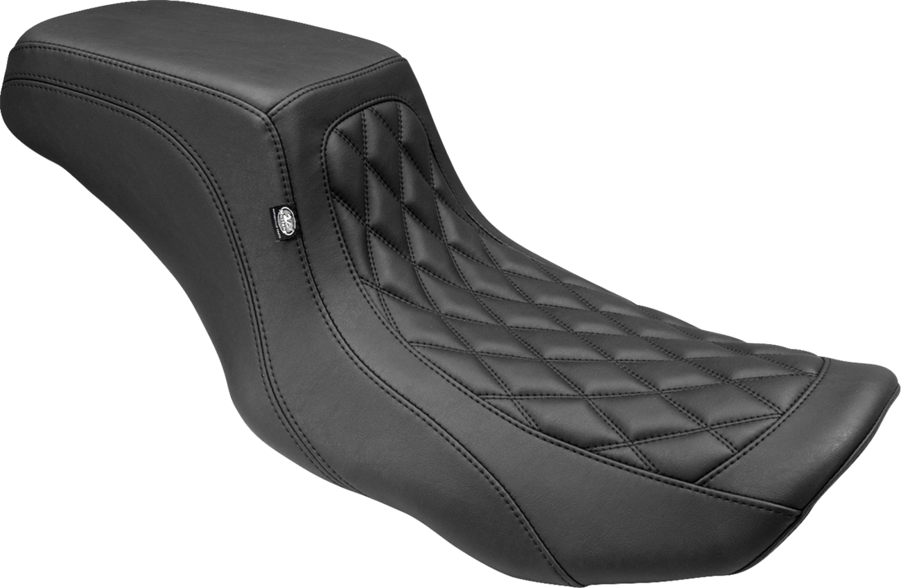 Mustang Squareback Black Diamond Stitch Seat fits 2023-2025 Harley Touring FLTR