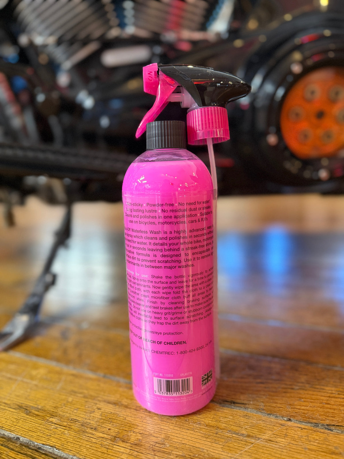 Muc-Off Motorcycle Waterless Streak Free Spray Wash Cleaner Polish