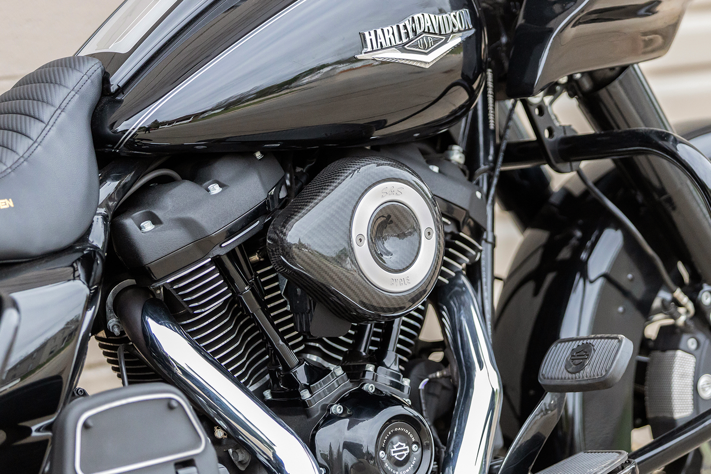 S&S Black Carbon Fiber Teardrop Stealth Air Filter Cover for Harley Davidson