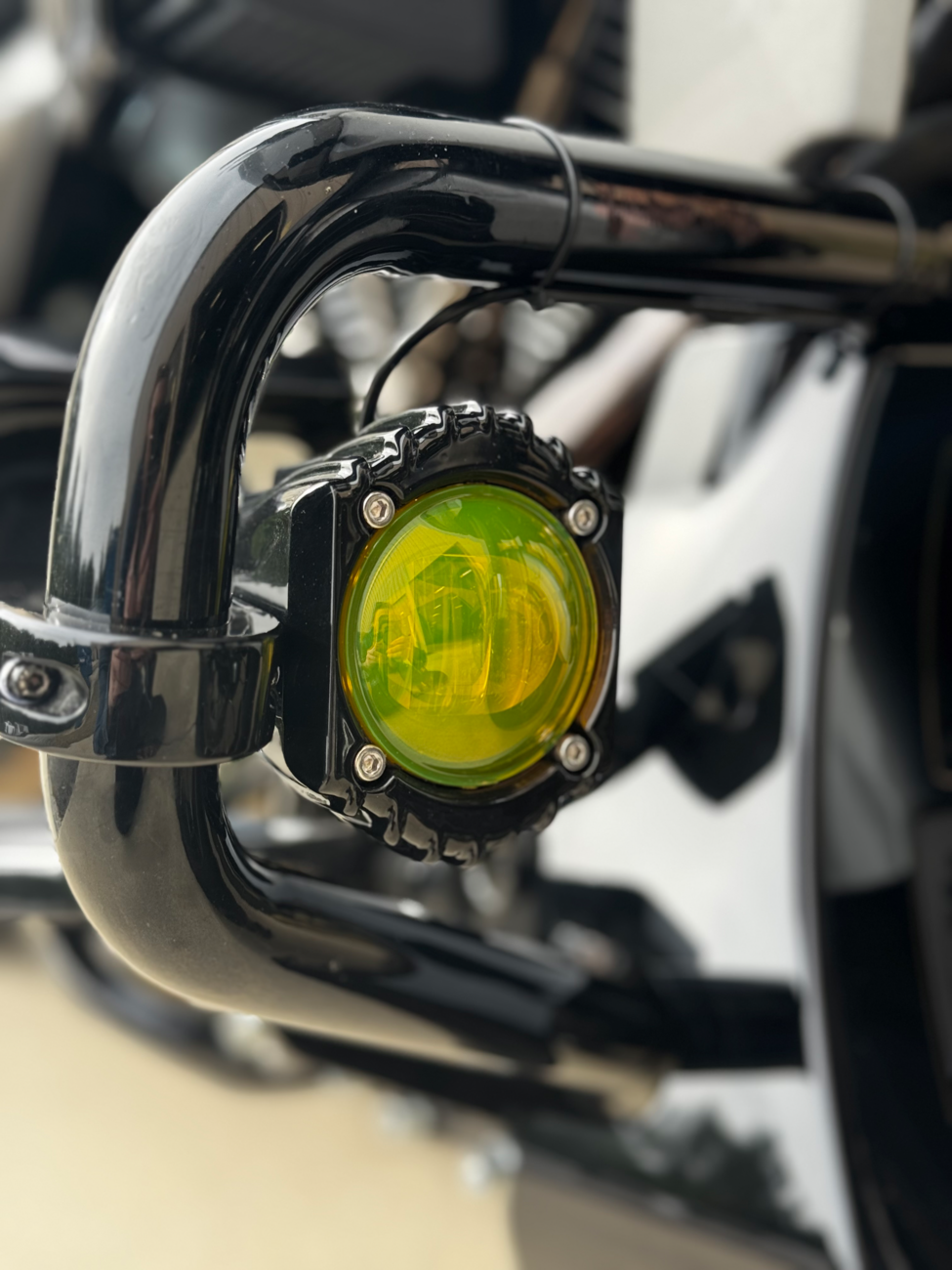 Custom Dynamics Shark Demon Yellow LED Fog Light Kit 2023-2025 Harley Touring