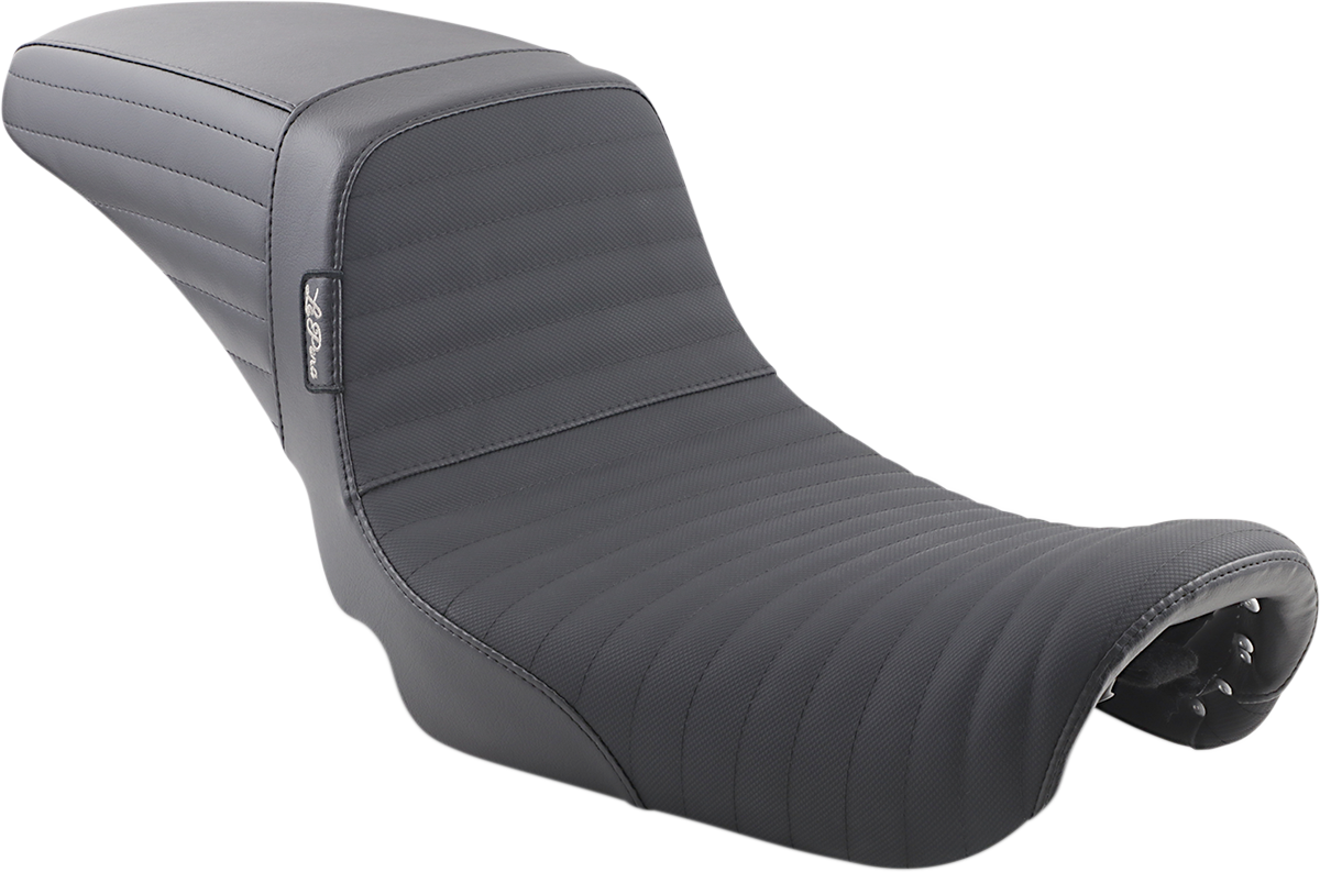 Le Pera Pleated Grip Tape Kickflip Seat 2006-2017 Harley Dyna Fat Bob Low Rider