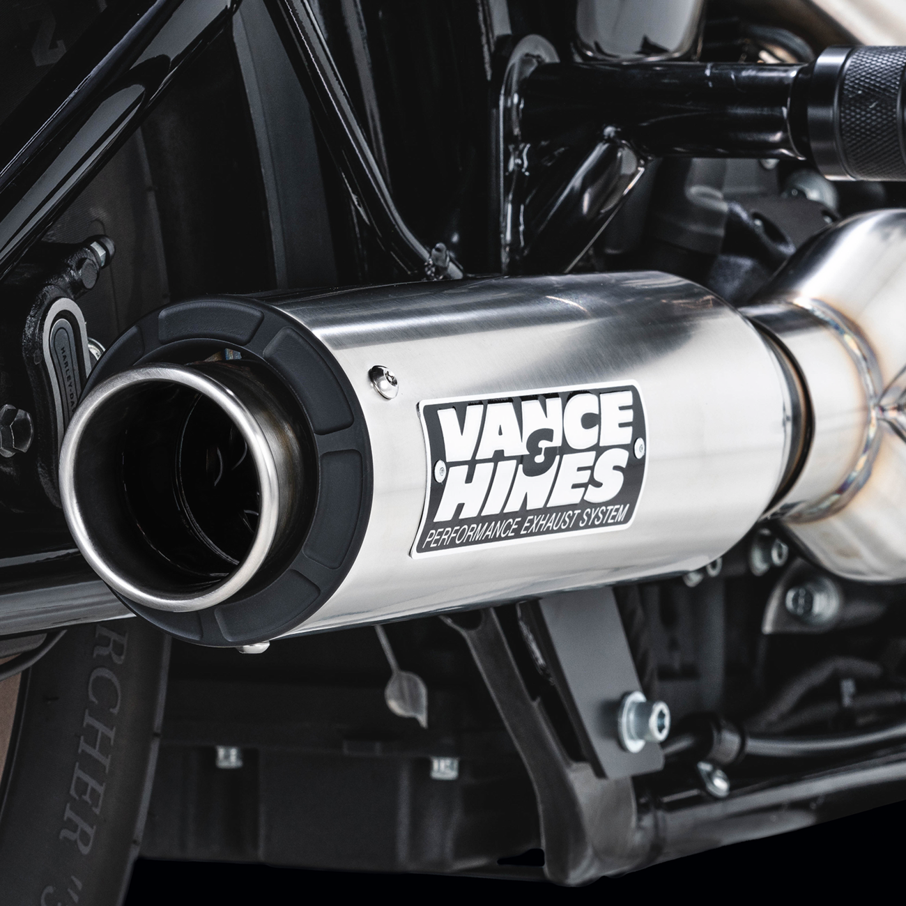 Vance & Hines Supersport 2-1 PCX Exhaust System for 2018-2024 Harley Softail M8
