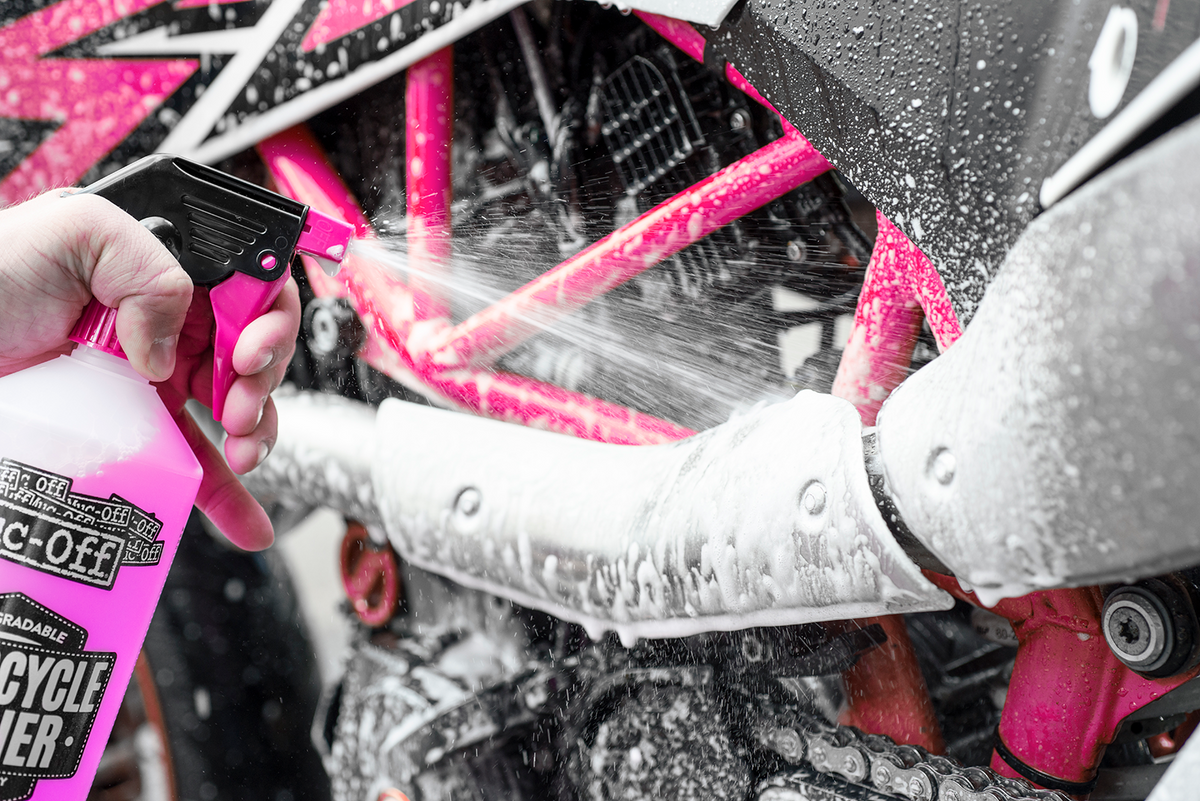 Muc-Off Motorcycle Nano Tech All-Purpose Motorcycle Cleaner Wash 1 Liter