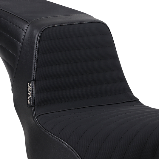 Le Pera Vinyl Pleated Grip Tape Kickflip Seat 2018-2021 Harley Softail FXBB