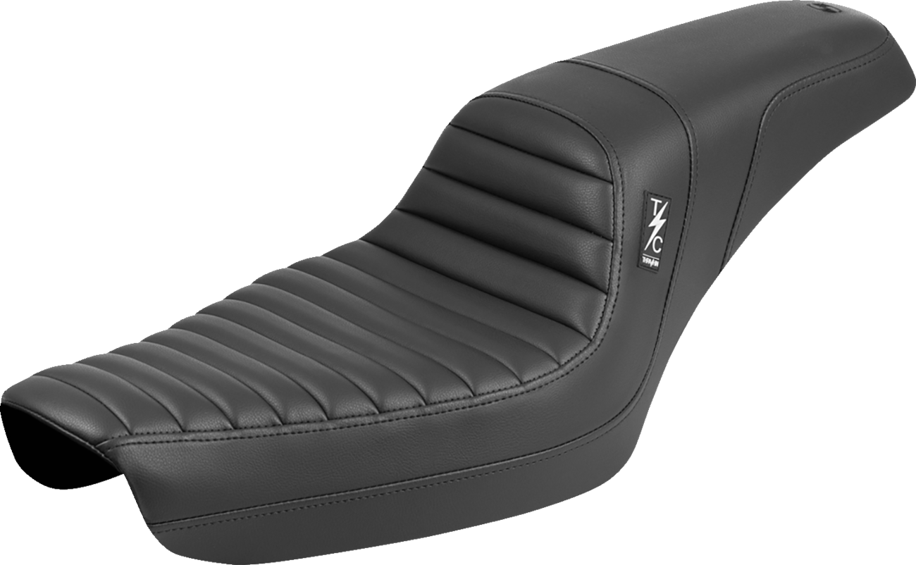 Saddlemen Pro Series Thrashin Tuck n Roll Gel Seat for 1996-2003 Harley Dyna FXD