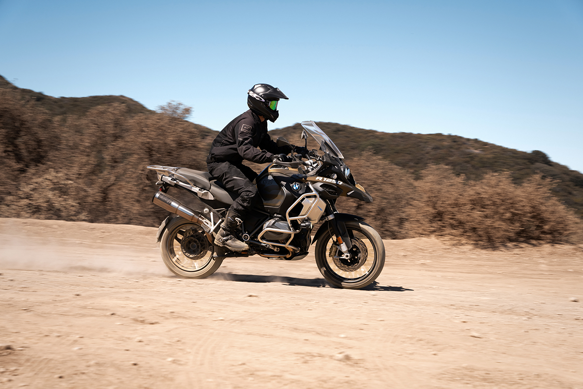 Vance & Hines Hi-Output Adventure Slip On Muffler 2019-2021 BMW GS 1250