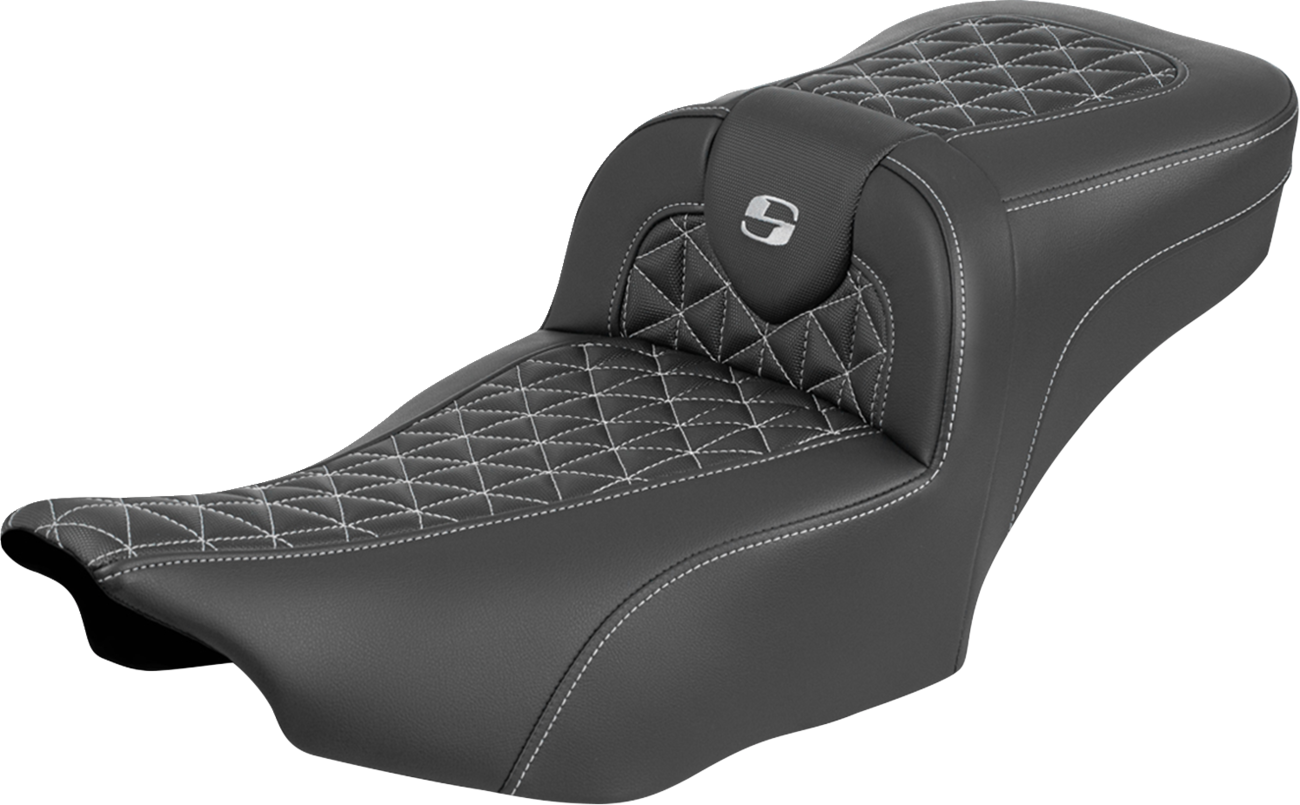 Saddlemen Roadsofa Silver Tri Gripper Extended Seat for 2023-2026 Harley Touring