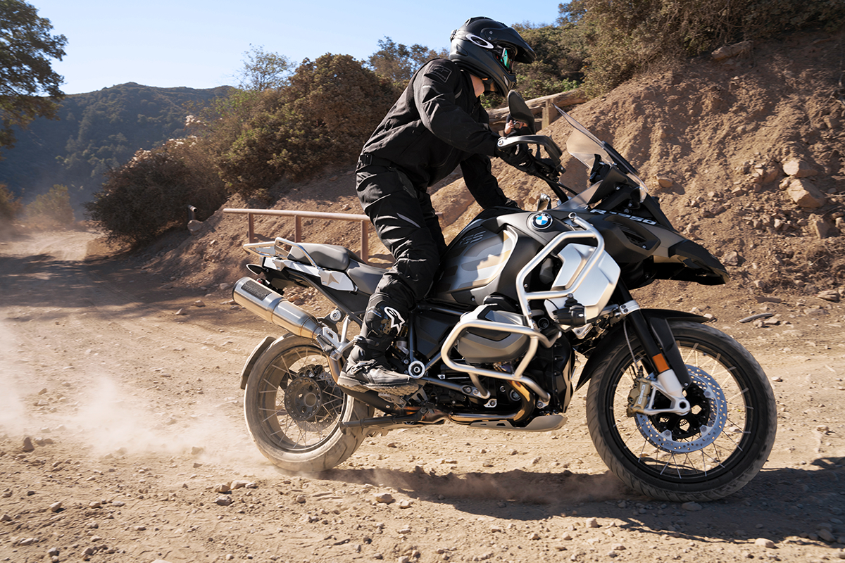 Vance & Hines Hi-Output Adventure Slip On Muffler 2019-2021 BMW GS 1250