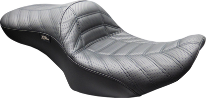 Le Pera Maverick Indy Stitch Seat fits 2023-2026 Harley Road Street Glide CVO