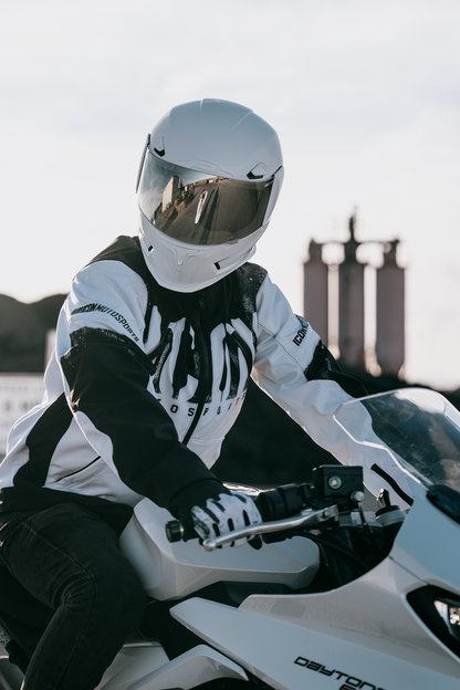 Icon Airframe Solid Gloss White Full Face Unisex Adult Street Motorcycle Helmet